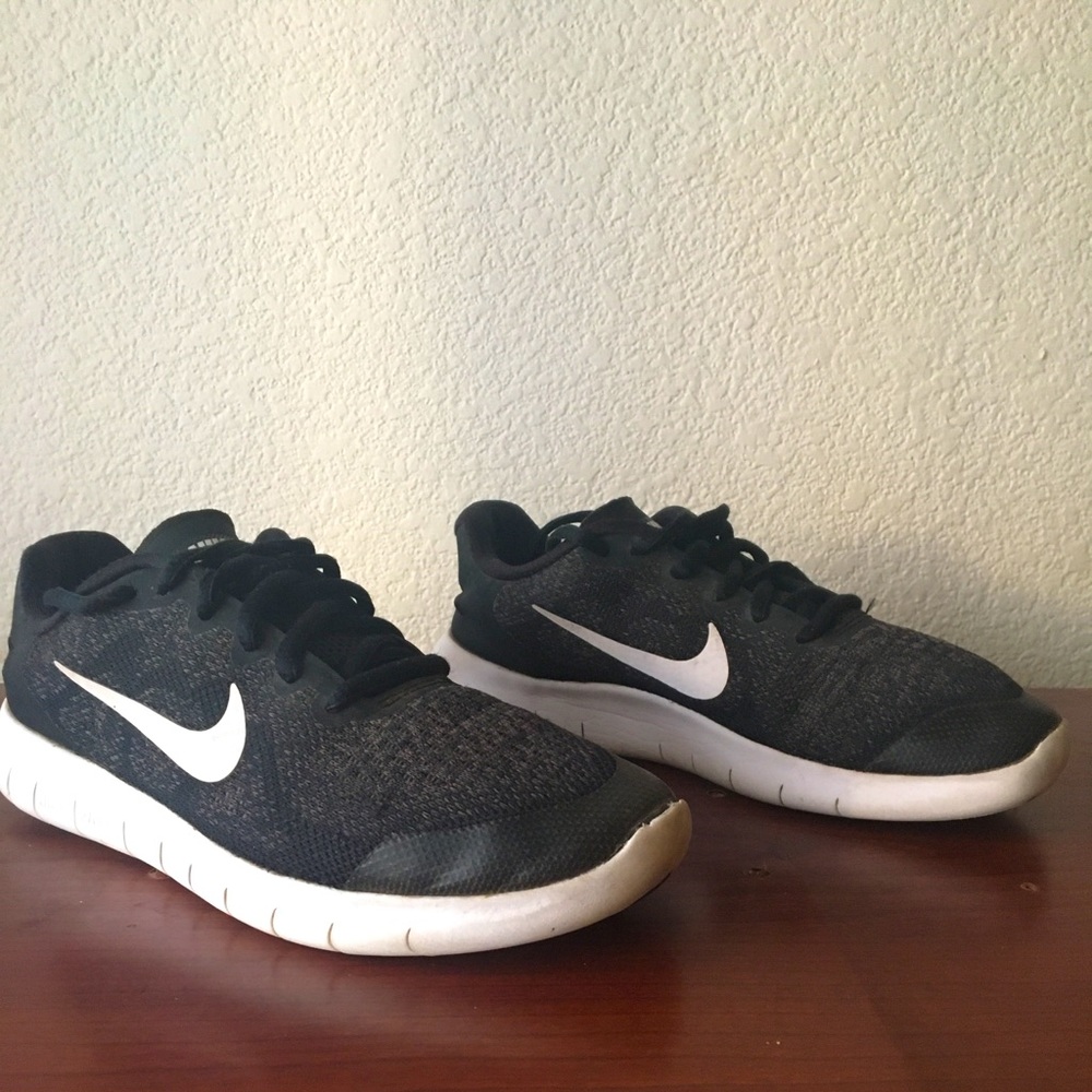 Nike Free RN Shoes